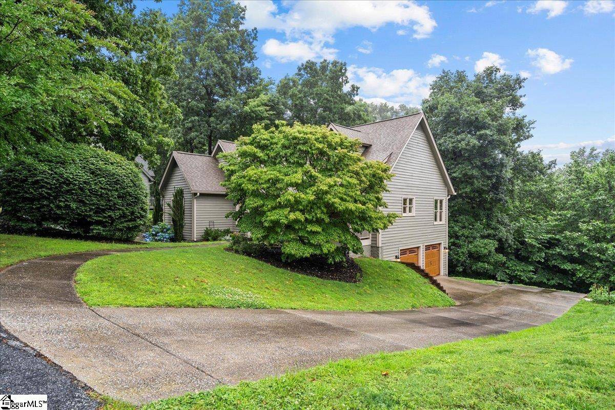 Landrum, SC 29356,125 Raptor Way