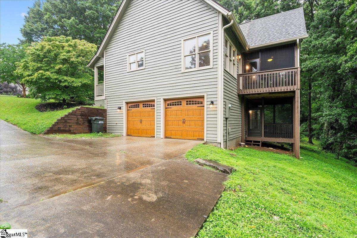 Landrum, SC 29356,125 Raptor Way