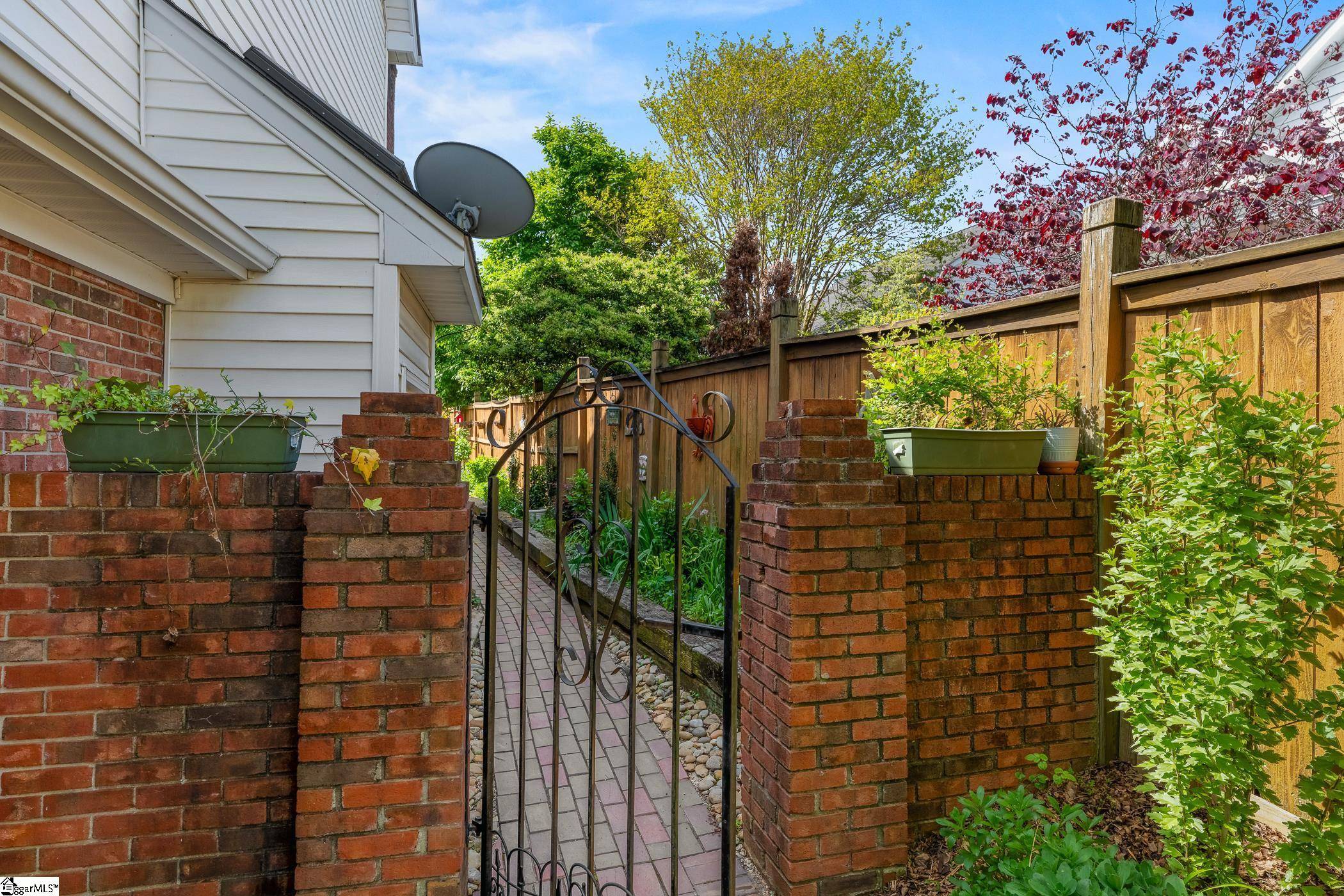 Greenville, SC 29609,231 Greenview Circle