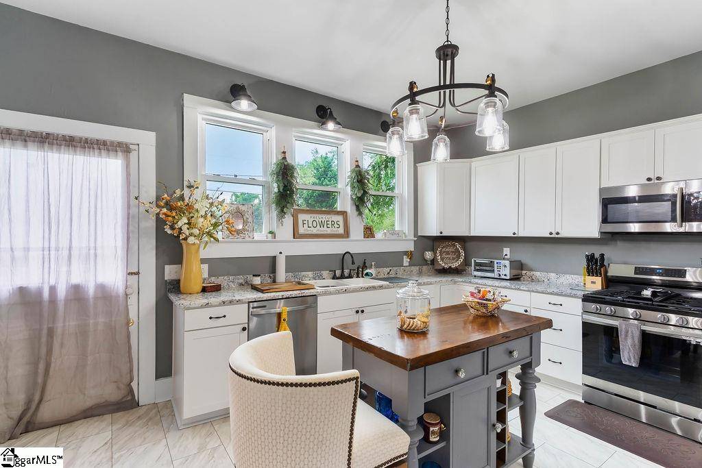 Ware Shoals, SC 29629,15 S Greenwood Avenue