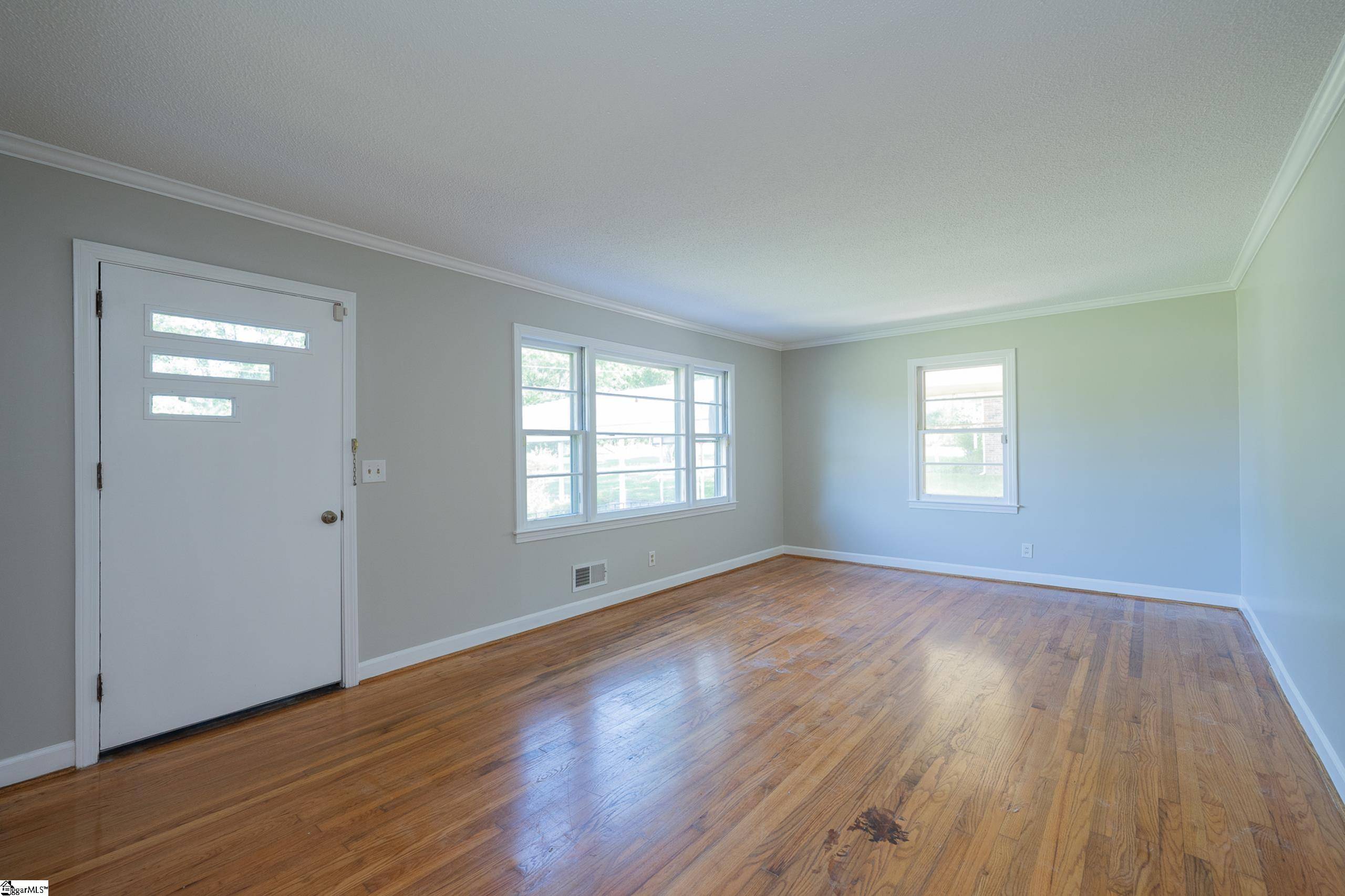 Greenville, SC 29617,8 Claxton Drive