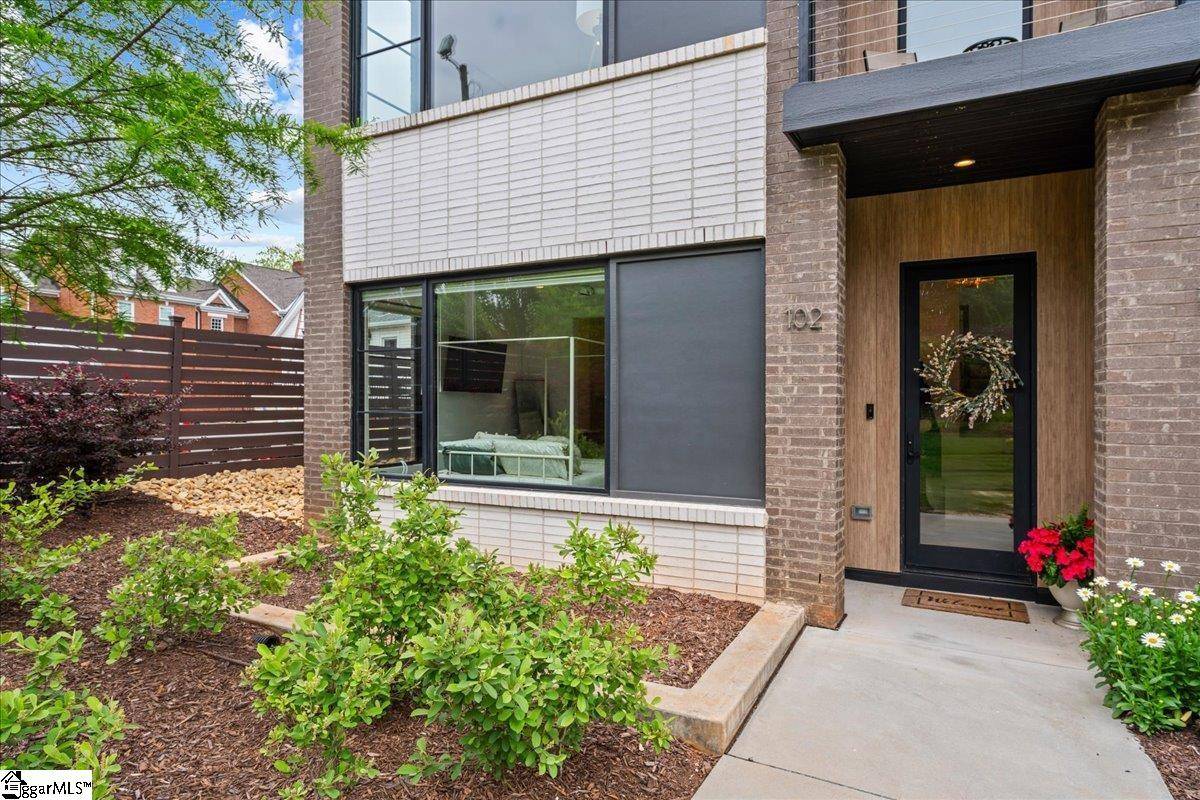 Greenville, SC 29601,102 Noma Terrace Way