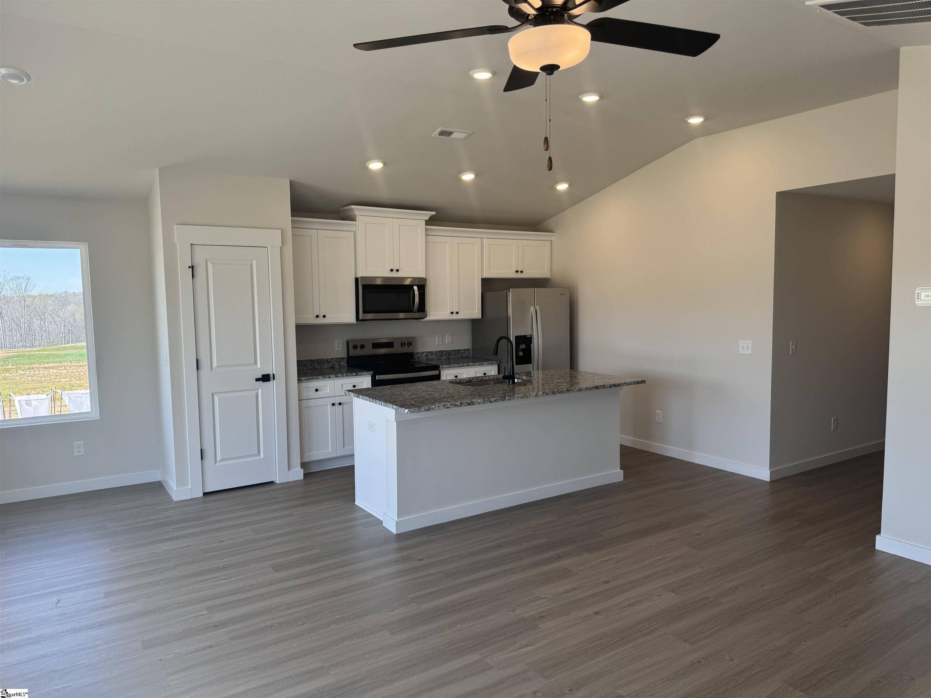 Moore, SC 29369,1220 Crested Iris Street