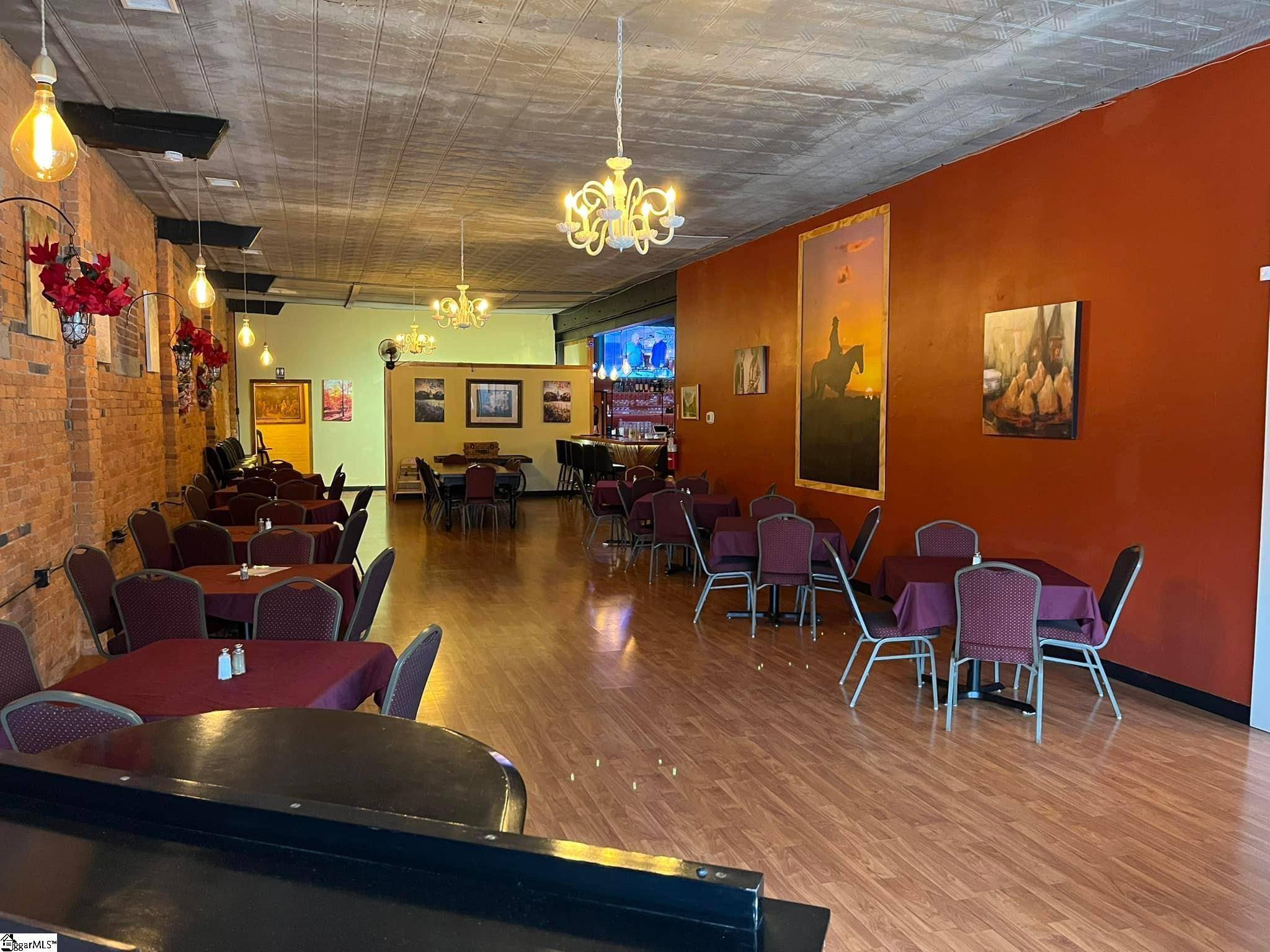Inman, SC 29349,10 S Main Street