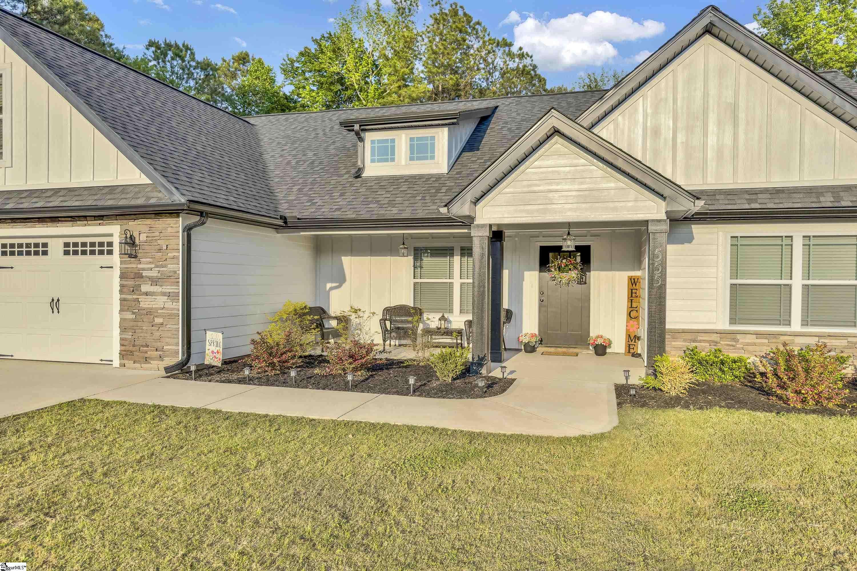Campobello, SC 29322,555 Canewood Lane