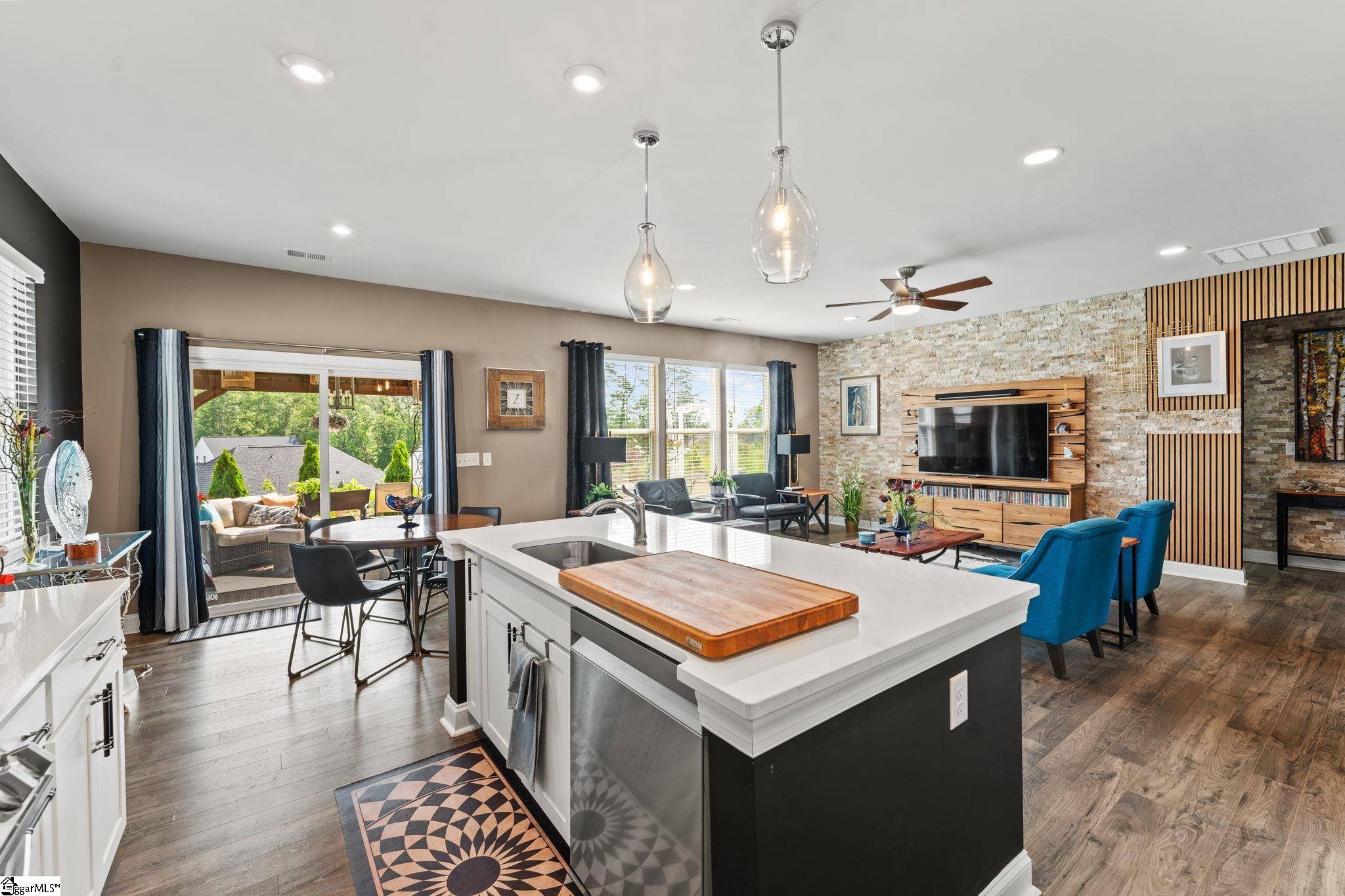 Greer, SC 29651,925 Maple Grove Way