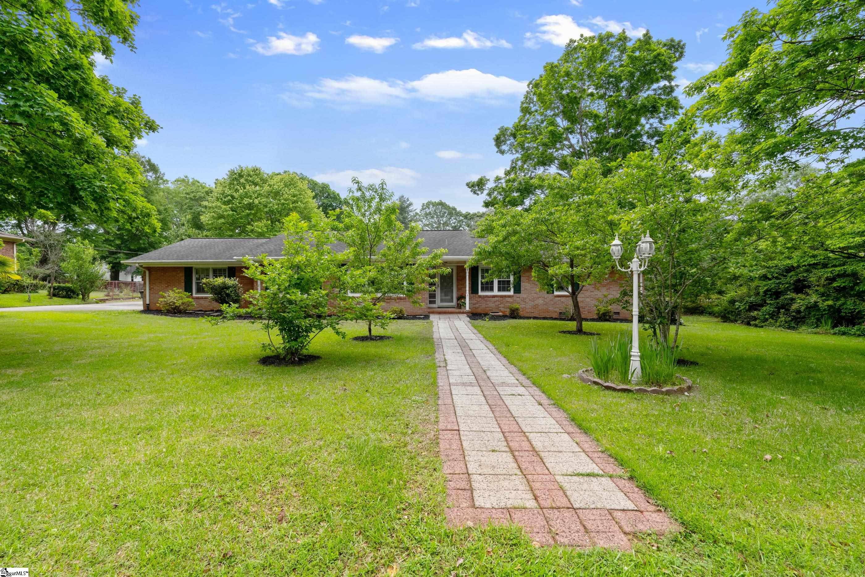 Greenville, SC 29609,5 Covington Road