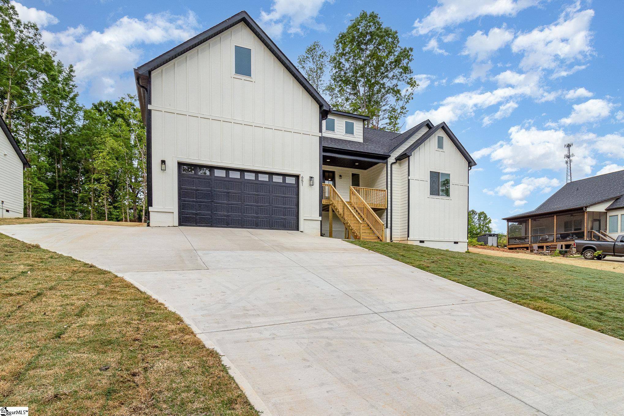 Inman, SC 29349,651 Narrow Circle