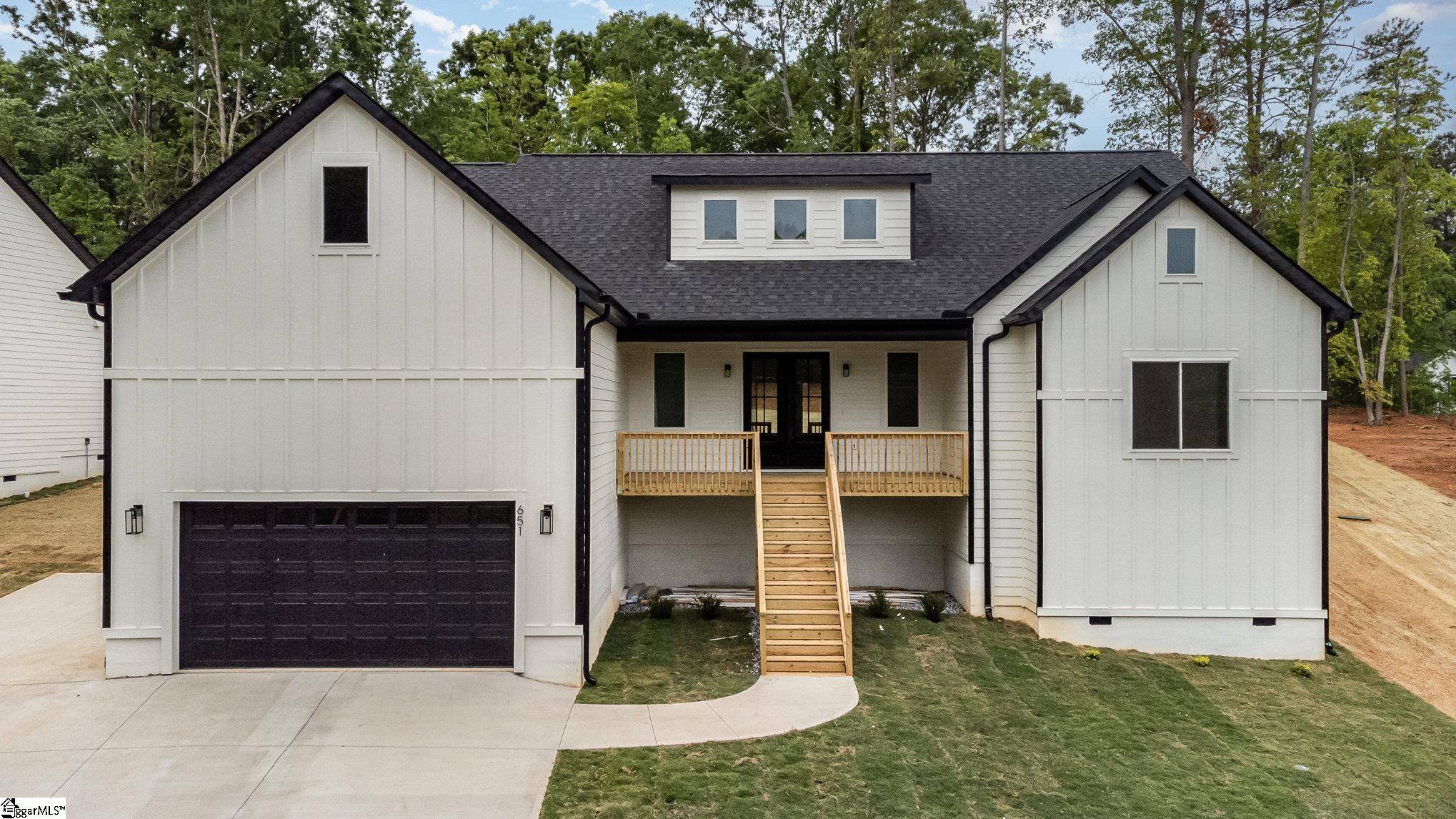 Inman, SC 29349,651 Narrow Circle