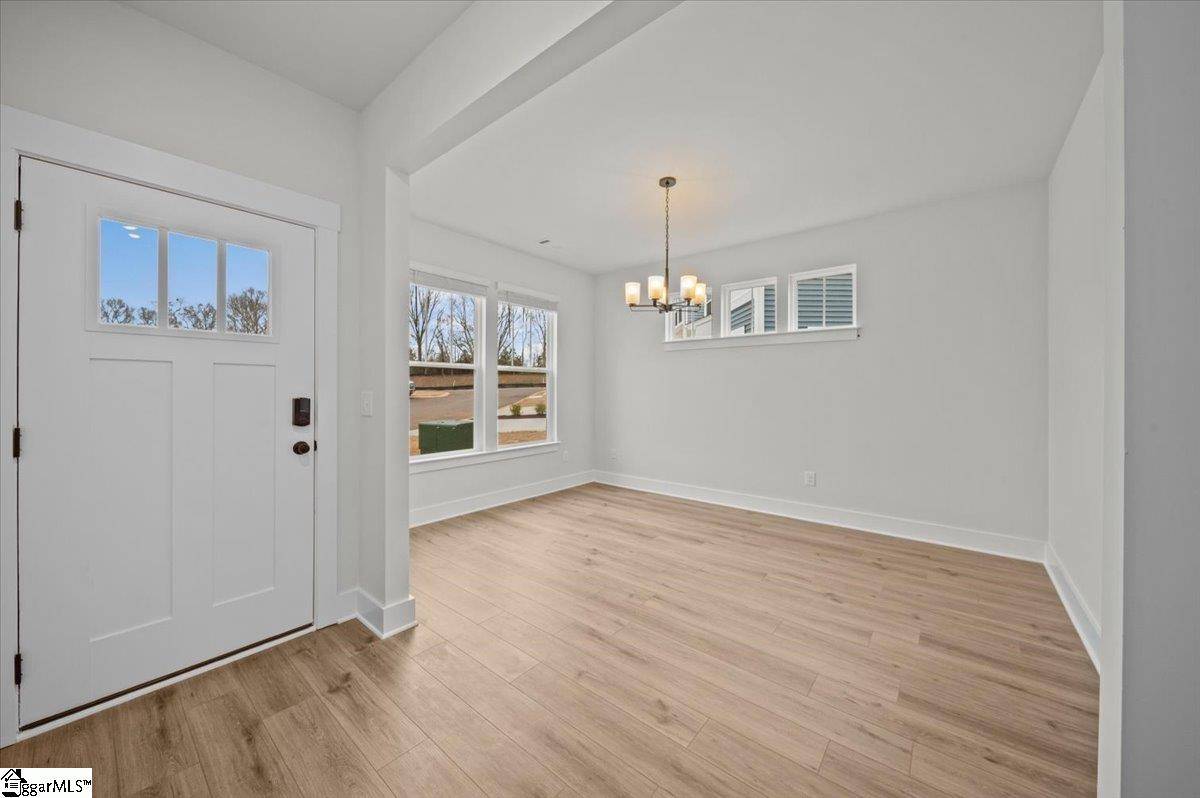 Lyman, SC 29365,221 Telluride Way