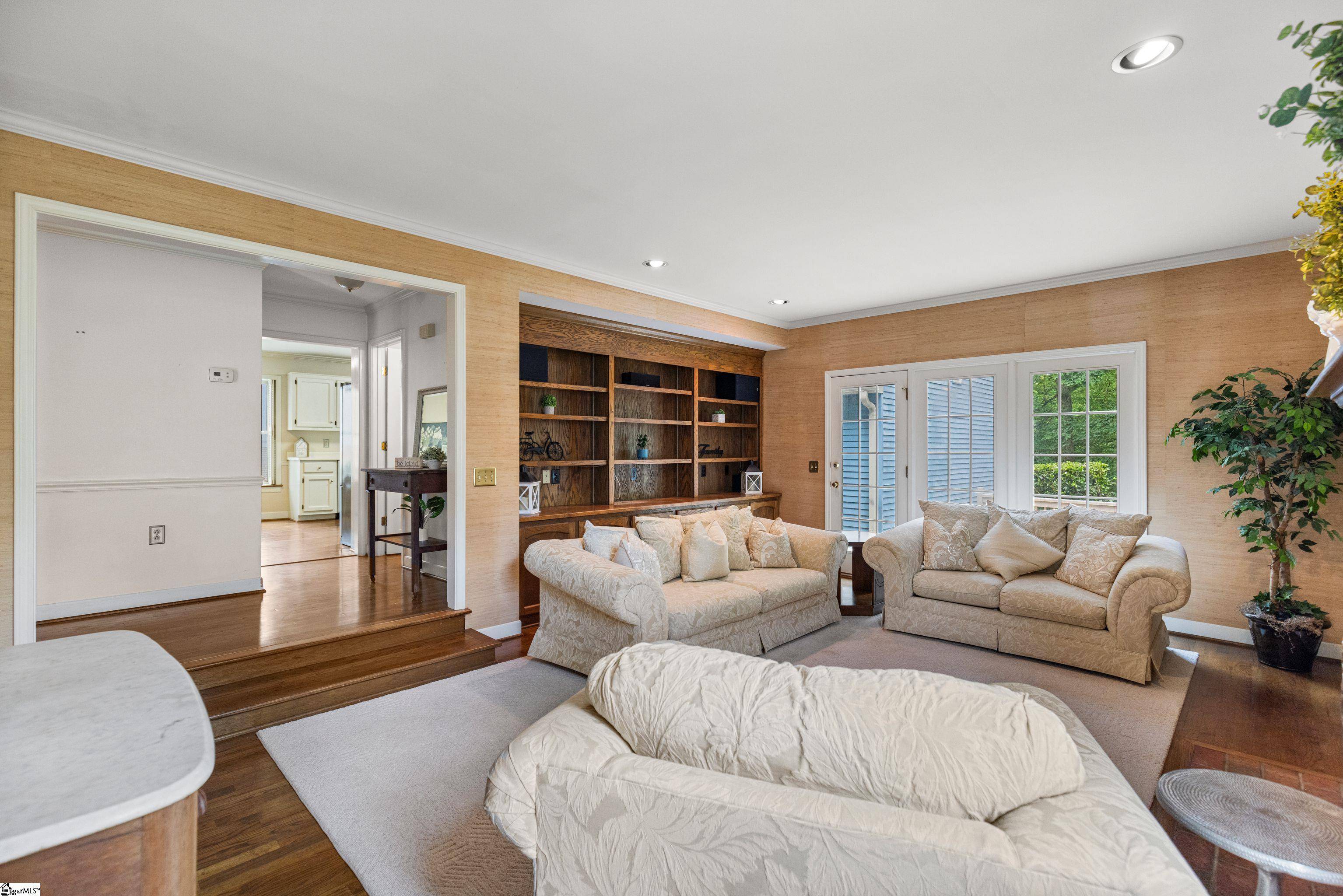 Taylors, SC 29687,218 BENDINGWOOD Circle