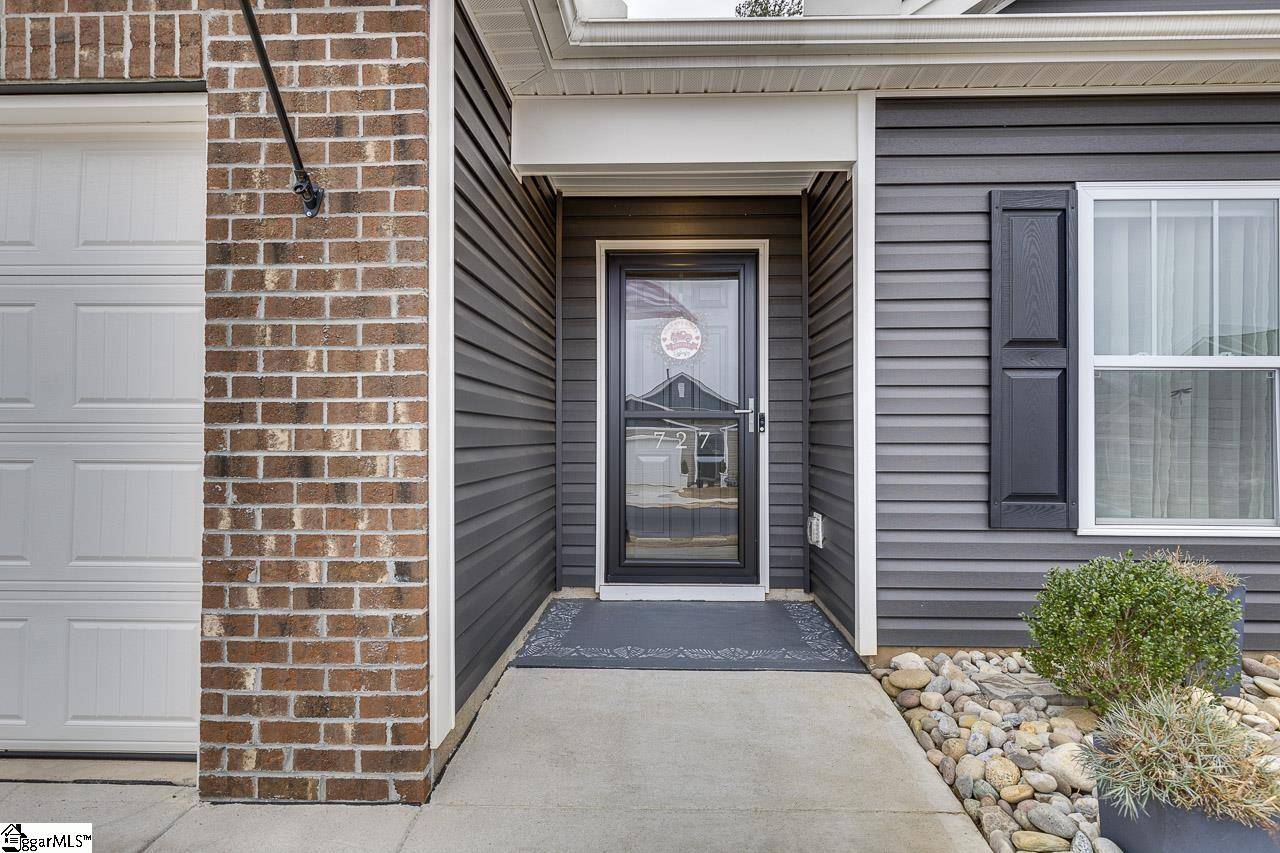 Woodruff, SC 29388,727 Wolverine Lane