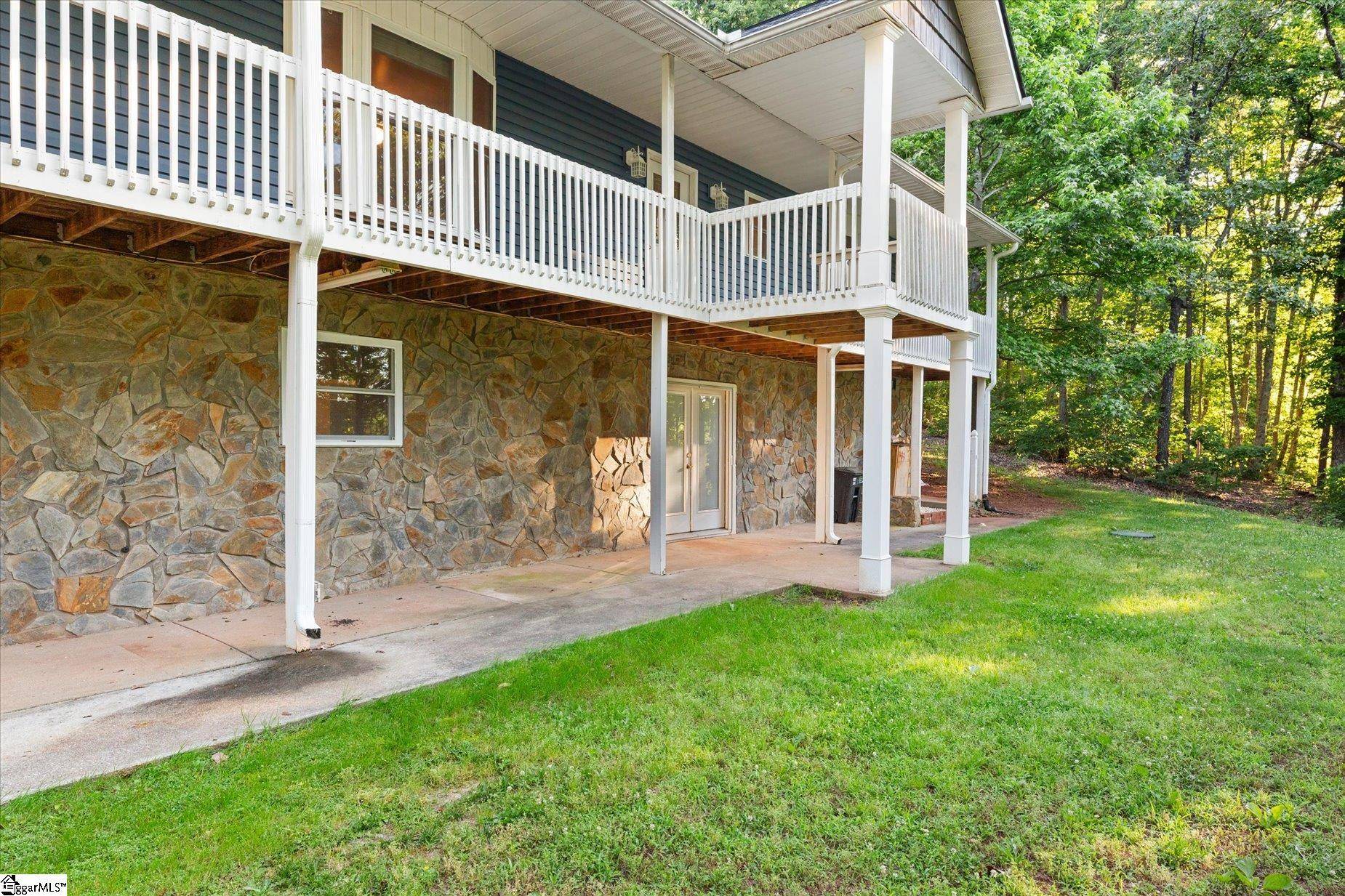 Taylors, SC 29687-6714,38 JESSE Court