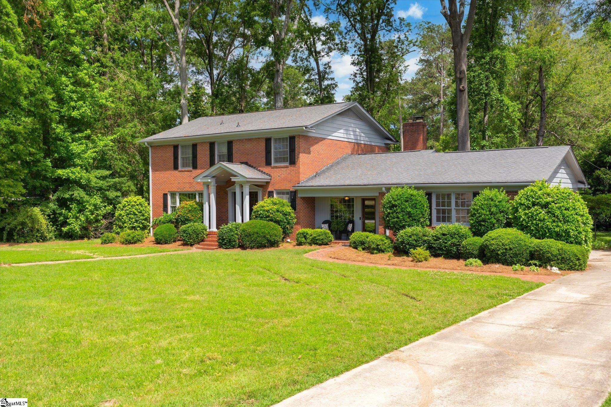 Clinton, SC 29325,302 Spruce Street