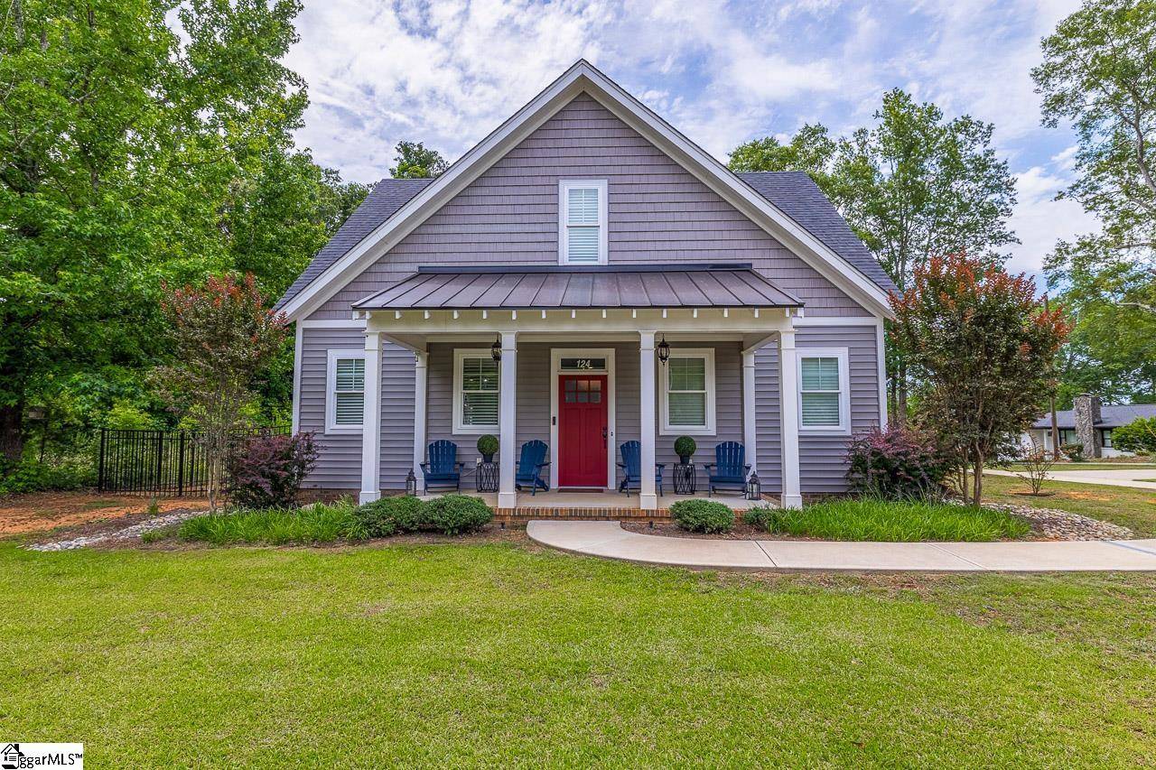 Simpsonville, SC 29681,124 Forest Park Drive