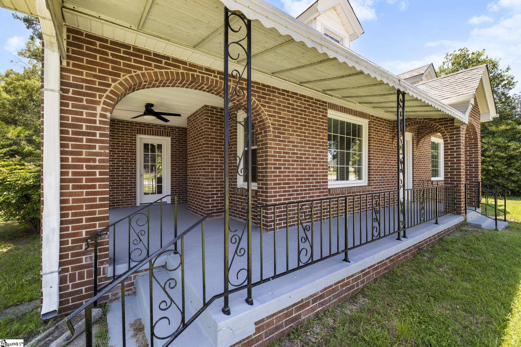 Iva, SC 29655,202 E Green Street