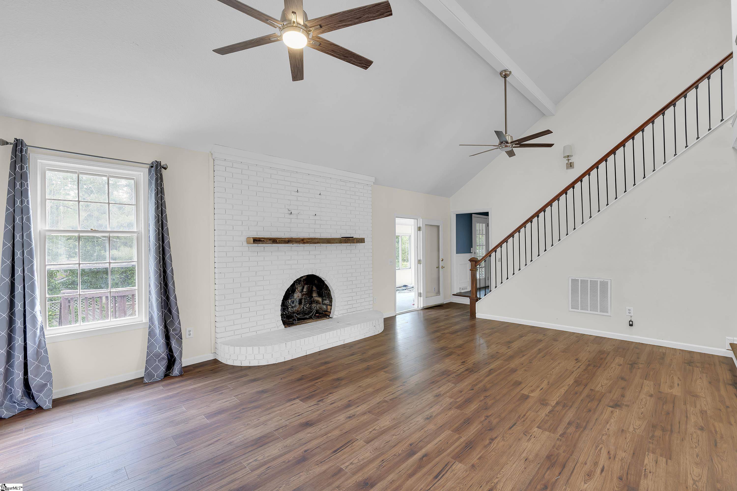 Greenville, SC 29615,203 Roper Mountain Rd Extension