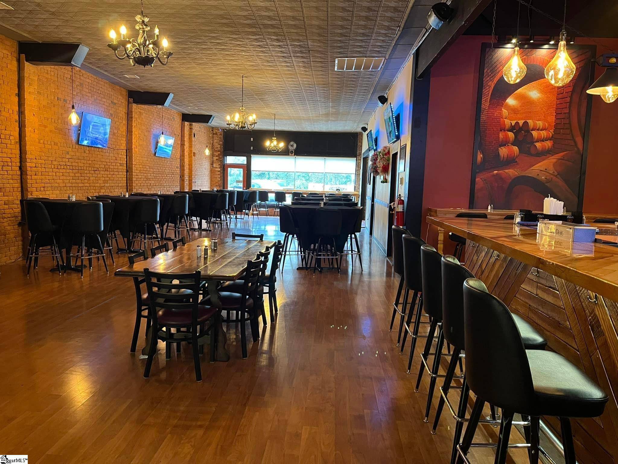 Inman, SC 29349,10 S Main Street