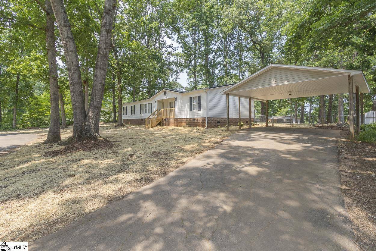 Easley, SC 29640,207 Shade Tree Circle