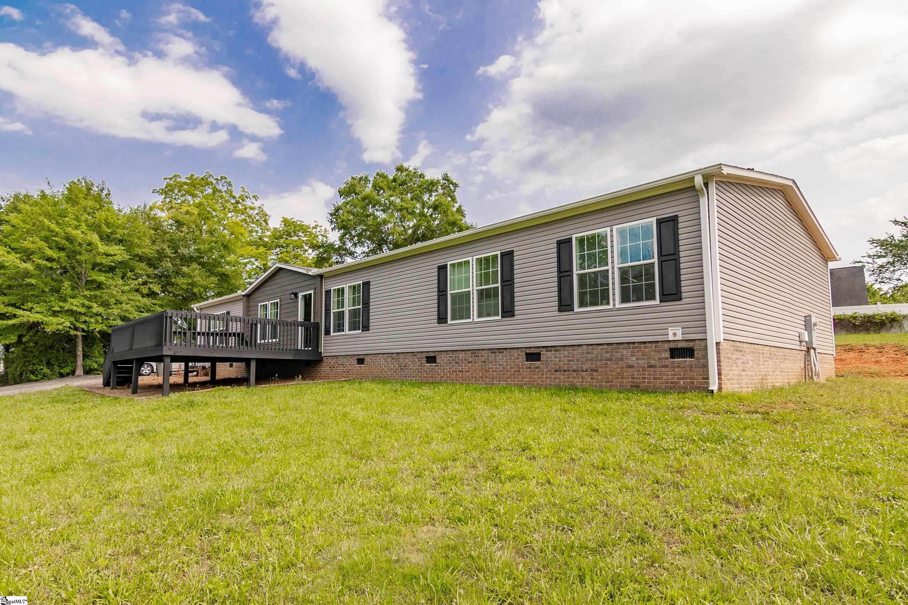 Travelers Rest, SC 29690-9421,35 W Burns Drive