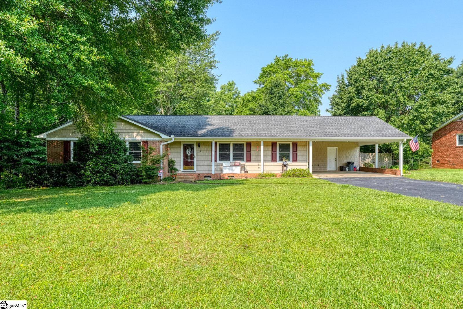Moore, SC 29369,114 Cotswold Avenue