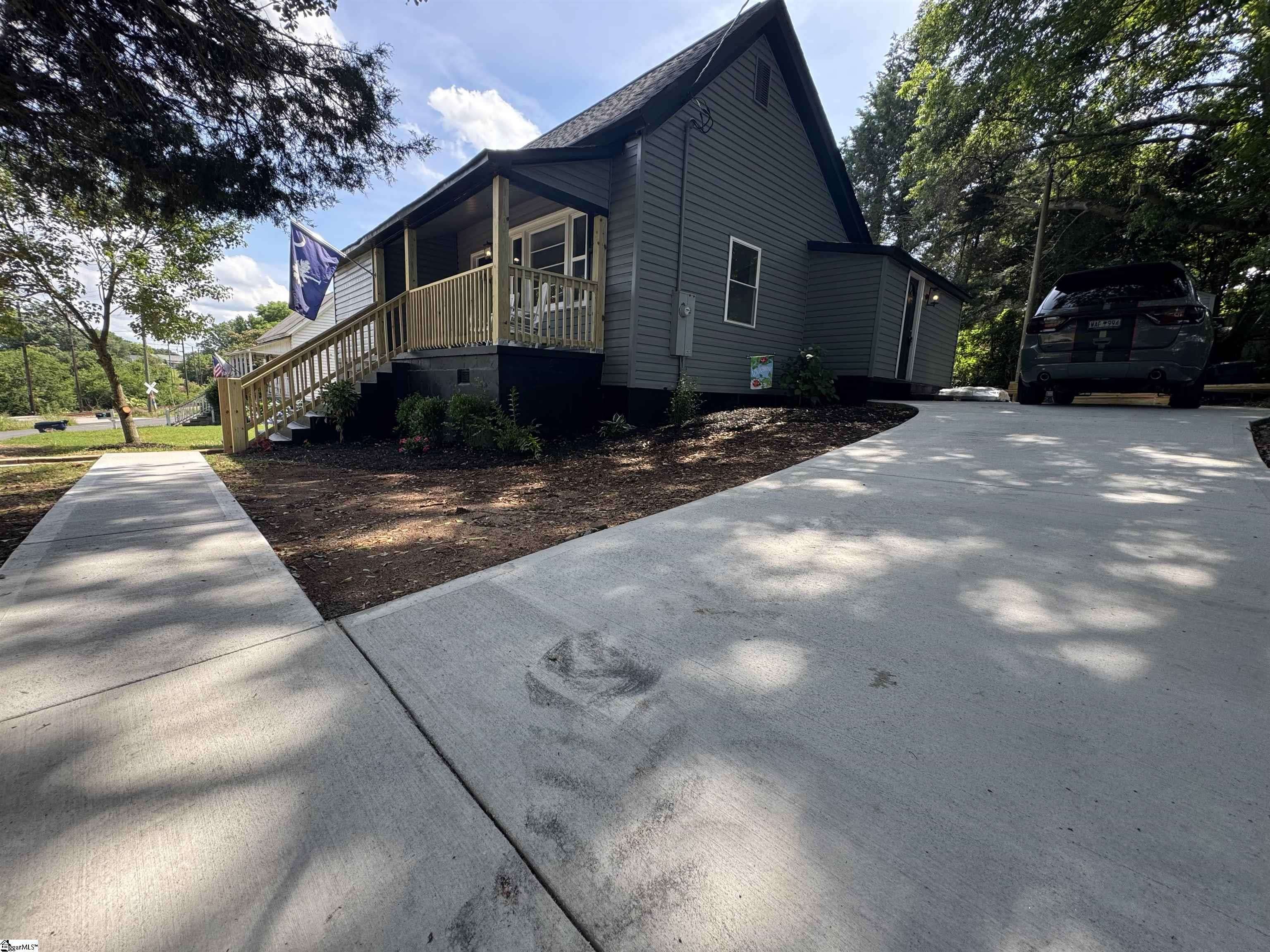 Pelzer, SC 29669,4 Conner Street