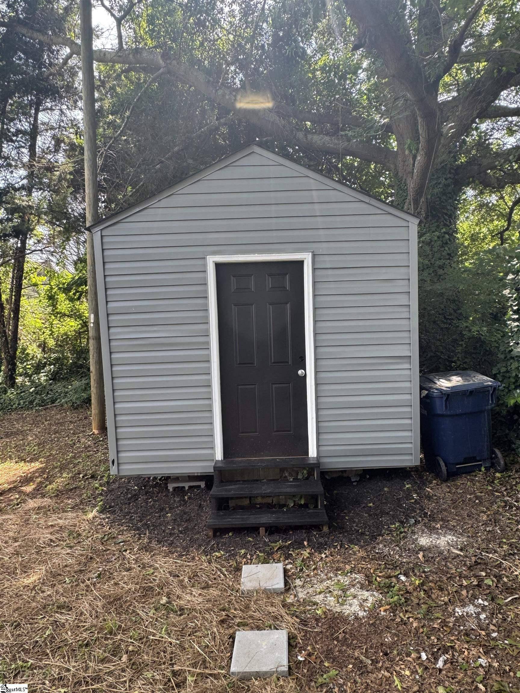 Pelzer, SC 29669,4 Conner Street