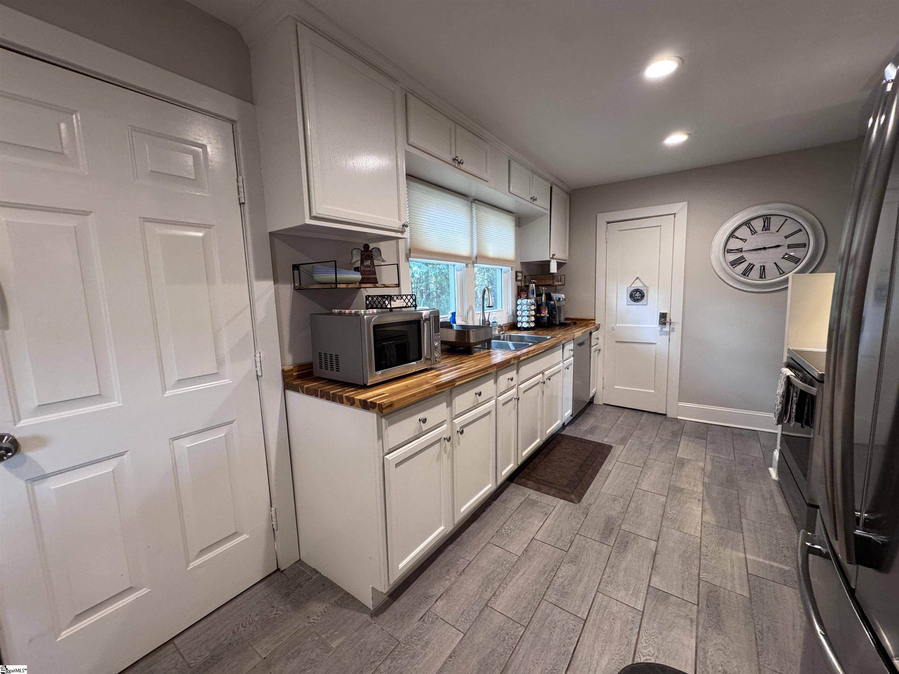 Seneca, SC 29678,129 Bountyland Road