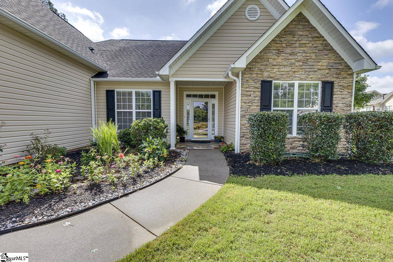 Greenville, SC 29615,4 Hanging Moss Lane