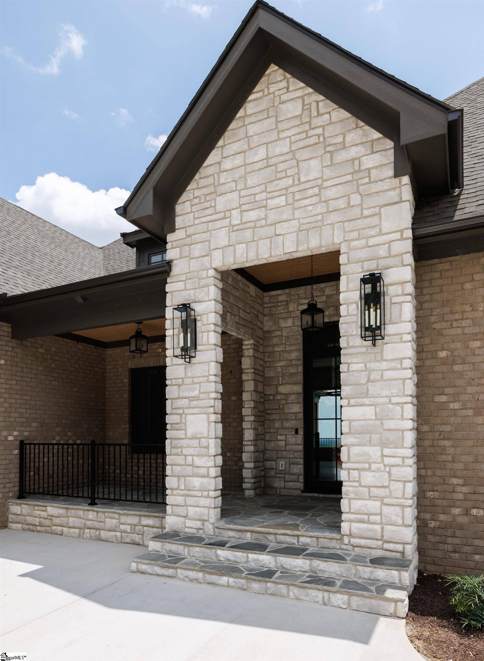 Greenville, SC 29609,11 Matteo Court