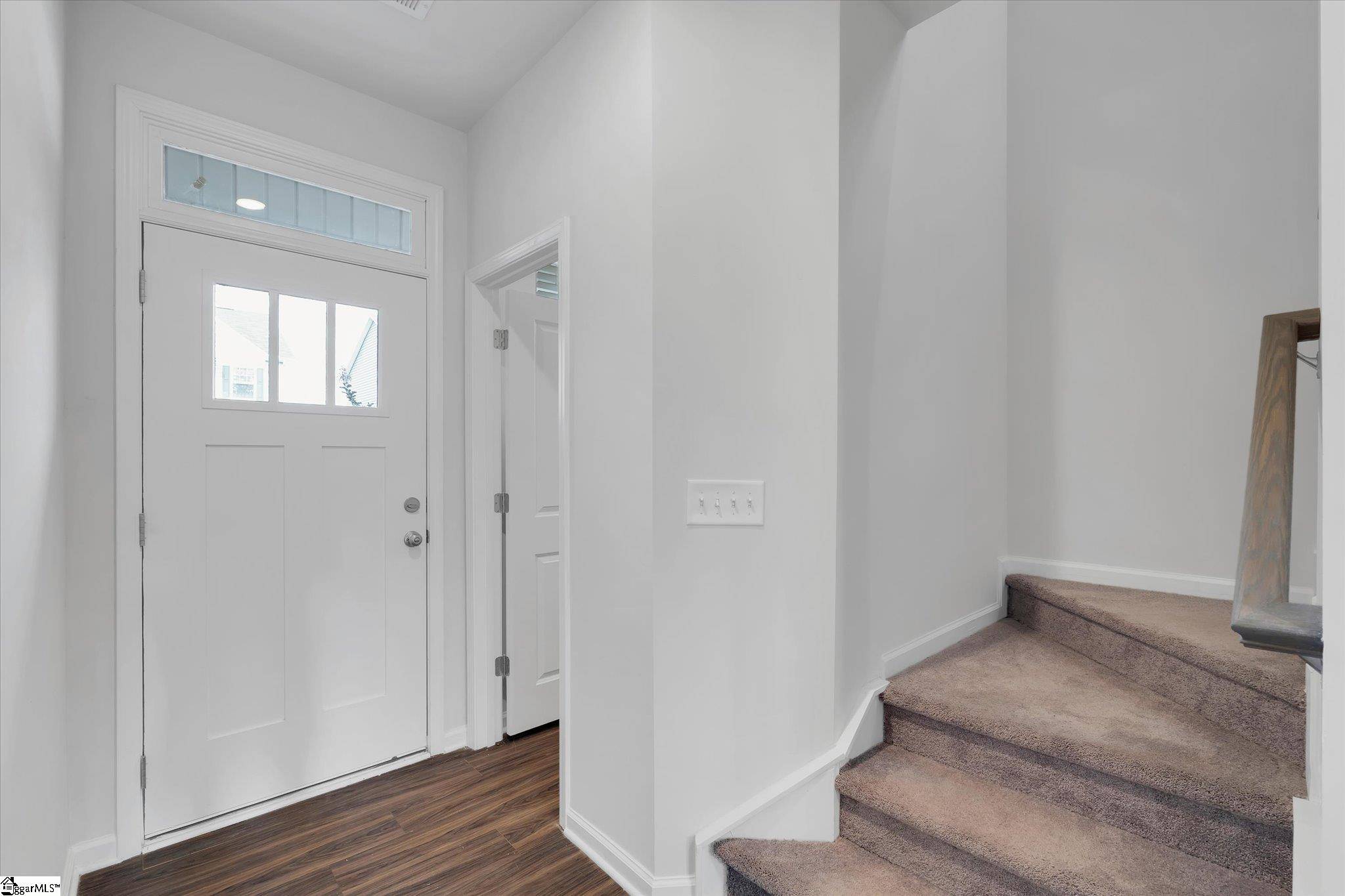 Easley, SC 29640,313 E Compass Way