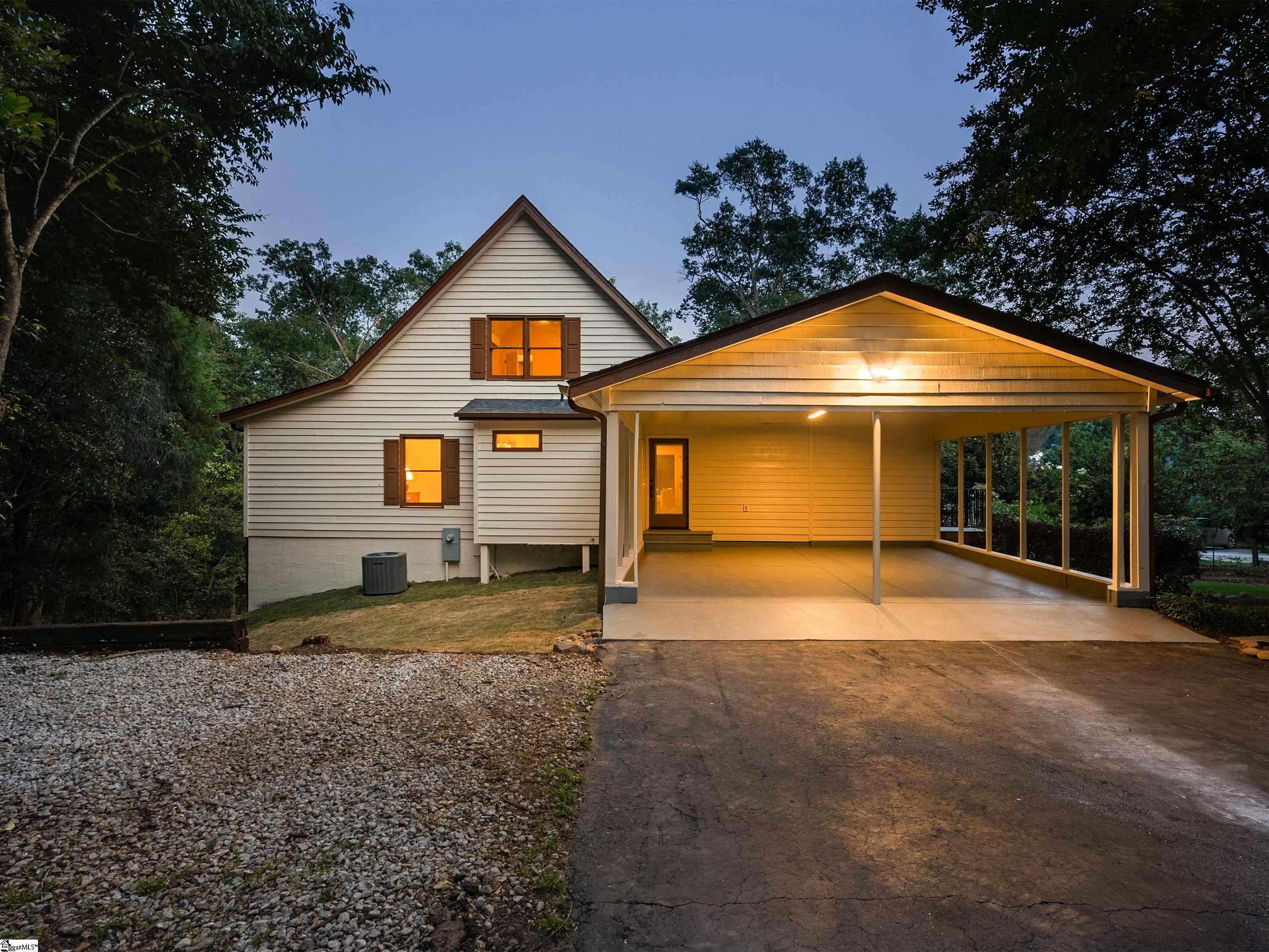 Seneca, SC 29672,23318 White Harbour Road