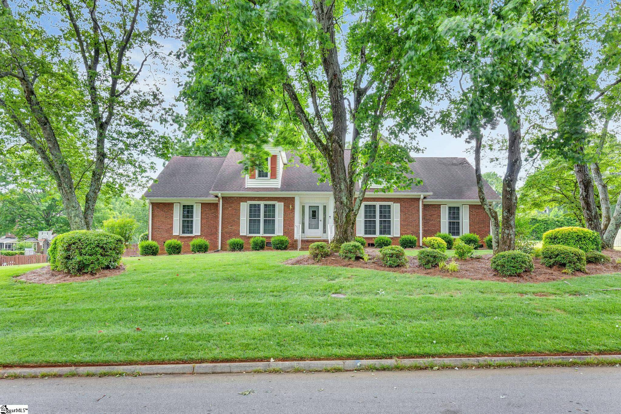 Simpsonville, SC 29681,102 Linwood Court
