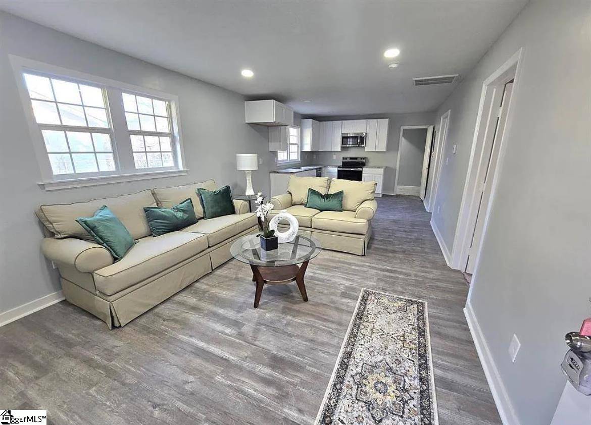 Spartanburg, SC 29306,1547 Farley Avenue Extension