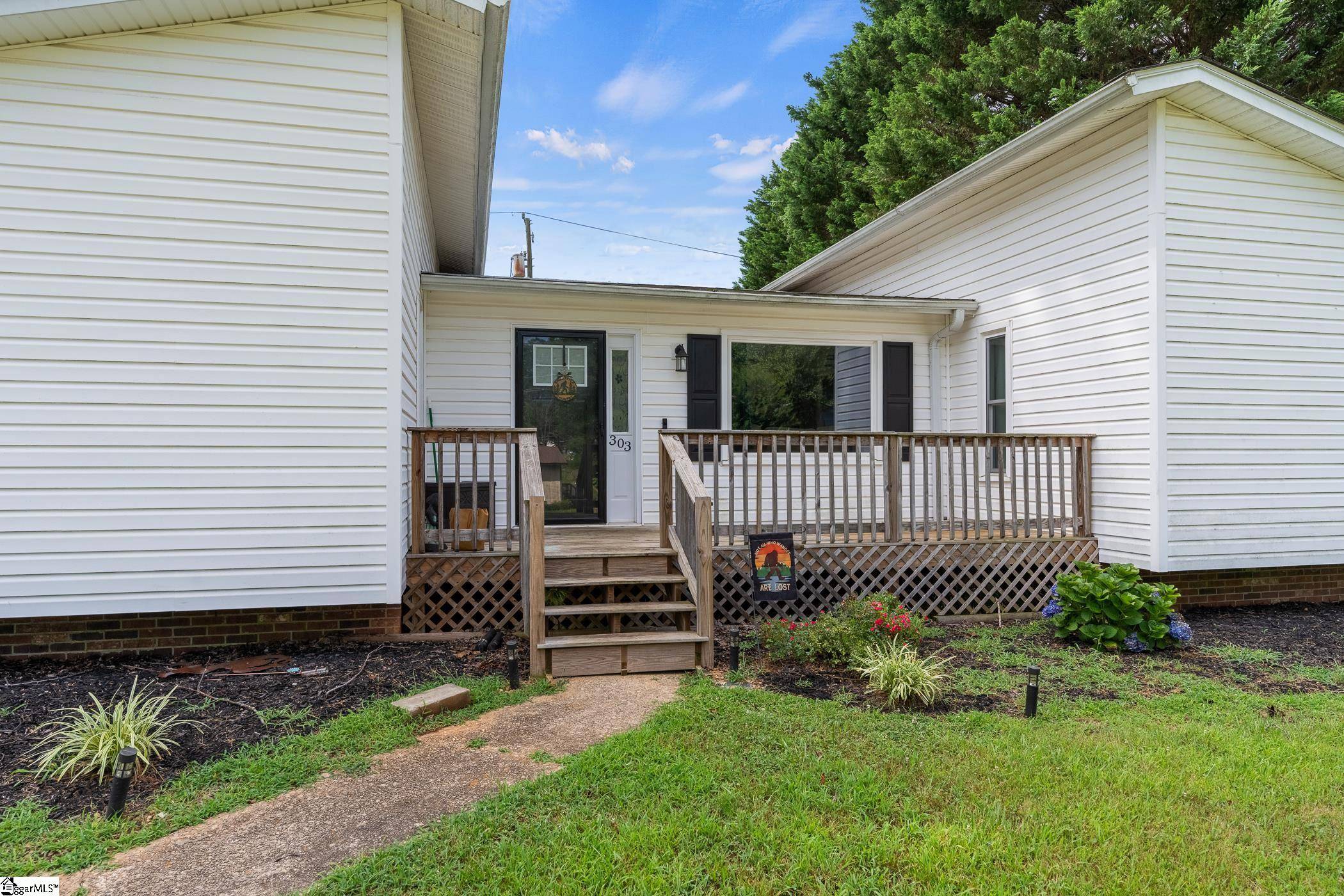 Easley, SC 29640,303 Sharon Lane