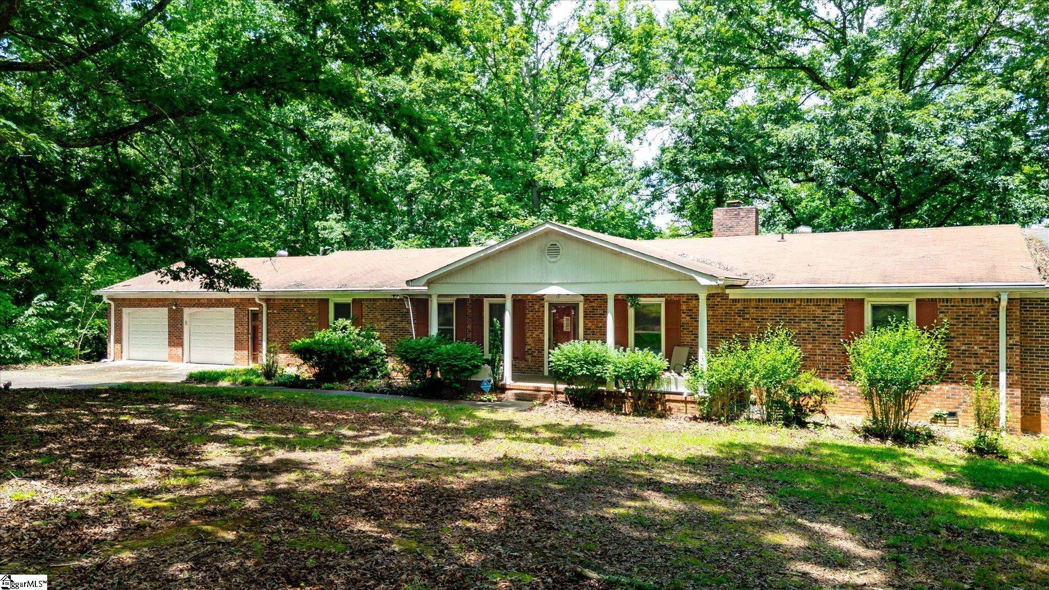Campobello, SC 29322,15 Suttles Road