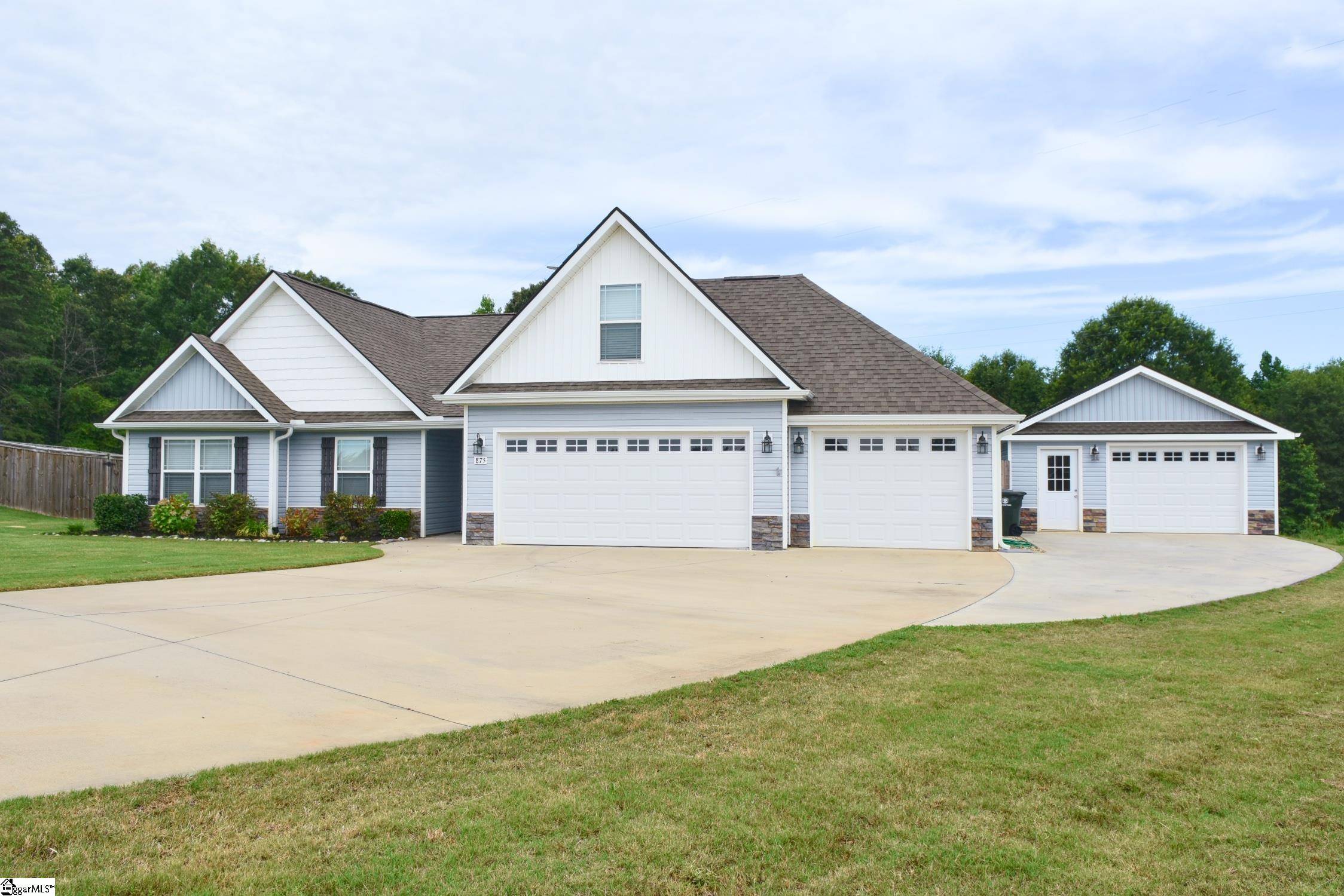 Inman, SC 29349,875 W Keepsake Lane