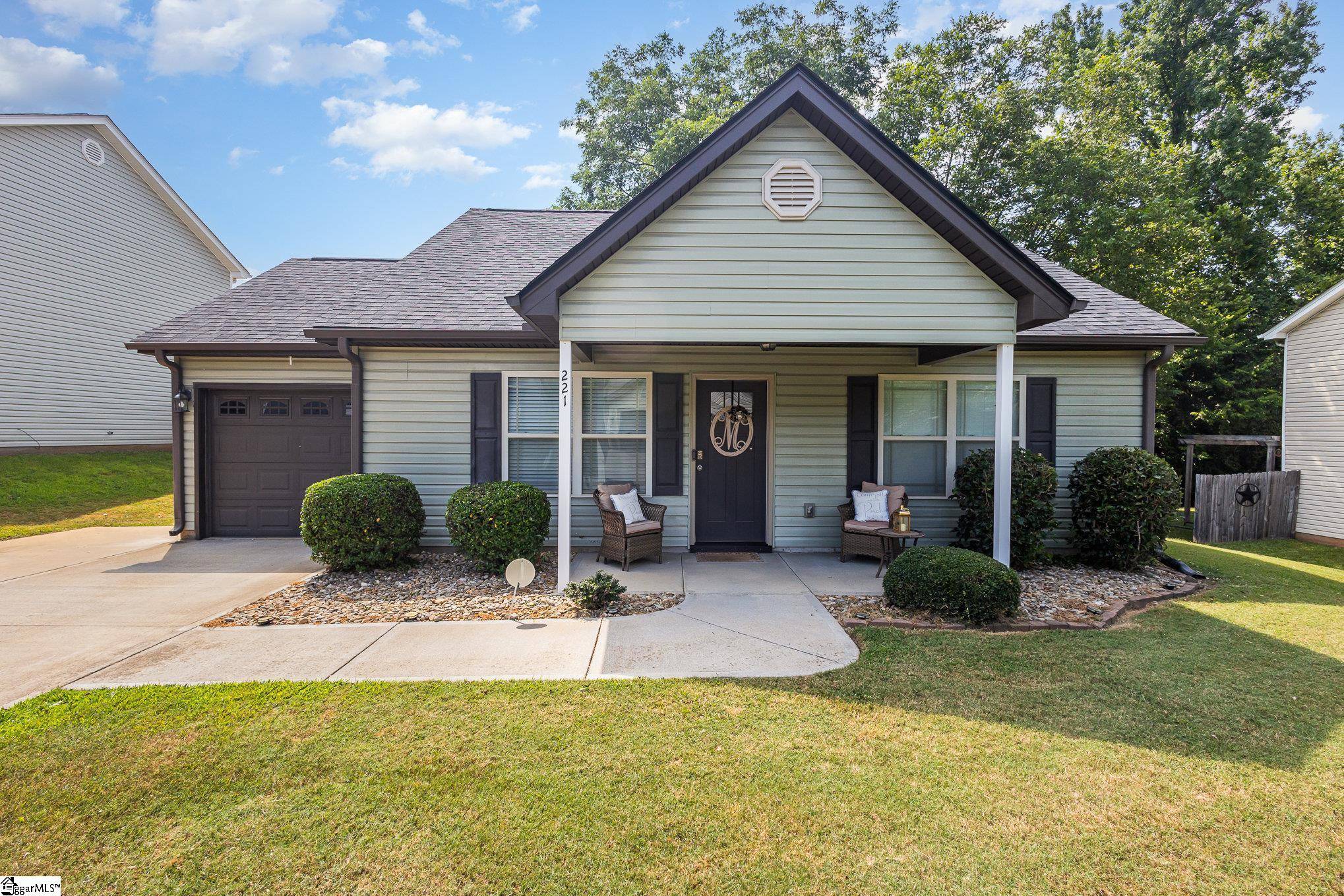 Roebuck, SC 29376,221 Basswood Drive