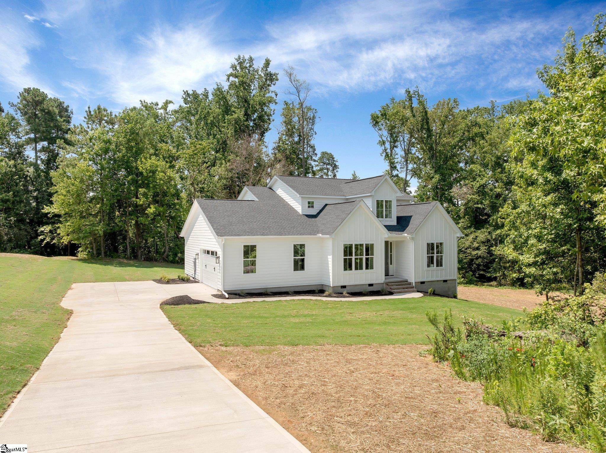 Woodruff, SC 29388,299 Pine Hills Road