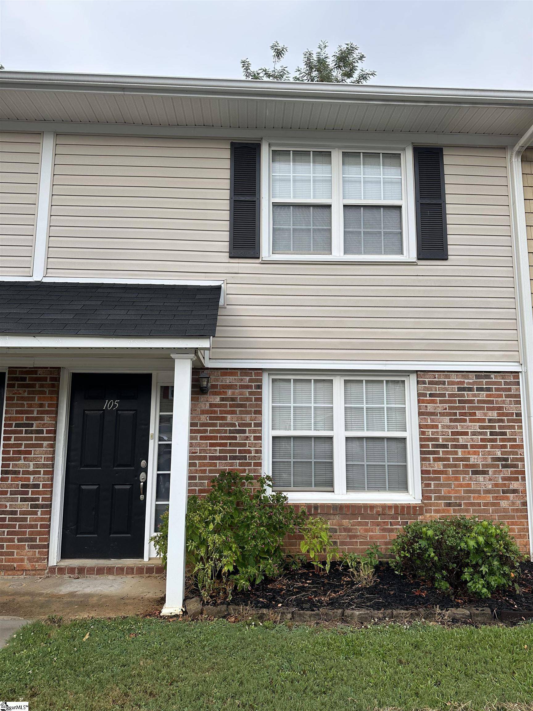 Simpsonville, SC 29681,105 Silver Brook Drive