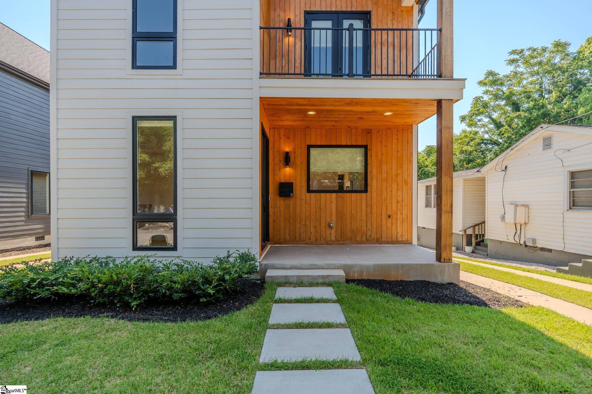 Greenville, SC 29601,7B Briar Street