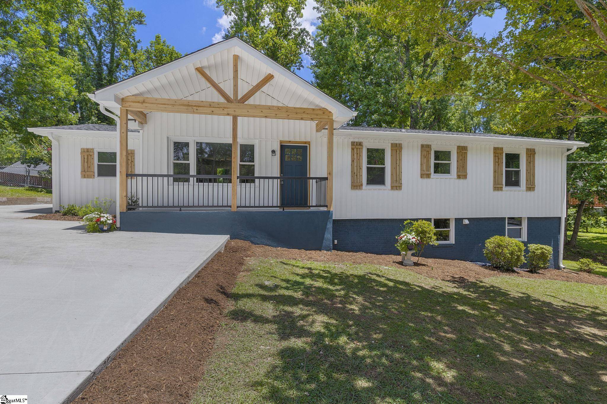 Greenville, SC 29609,112 Pennwood Lane