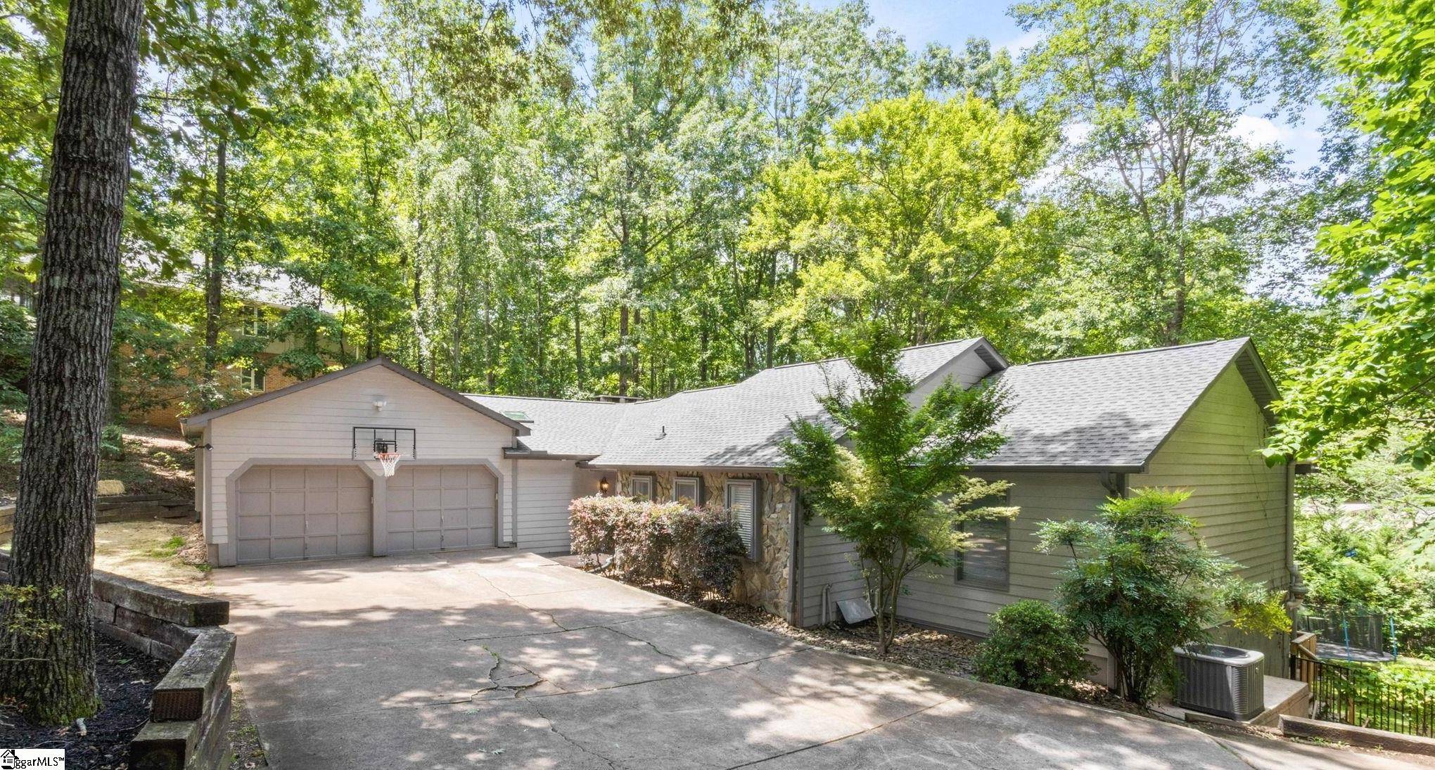 Taylors, SC 29687,18 HOPPIN JOHN Lane