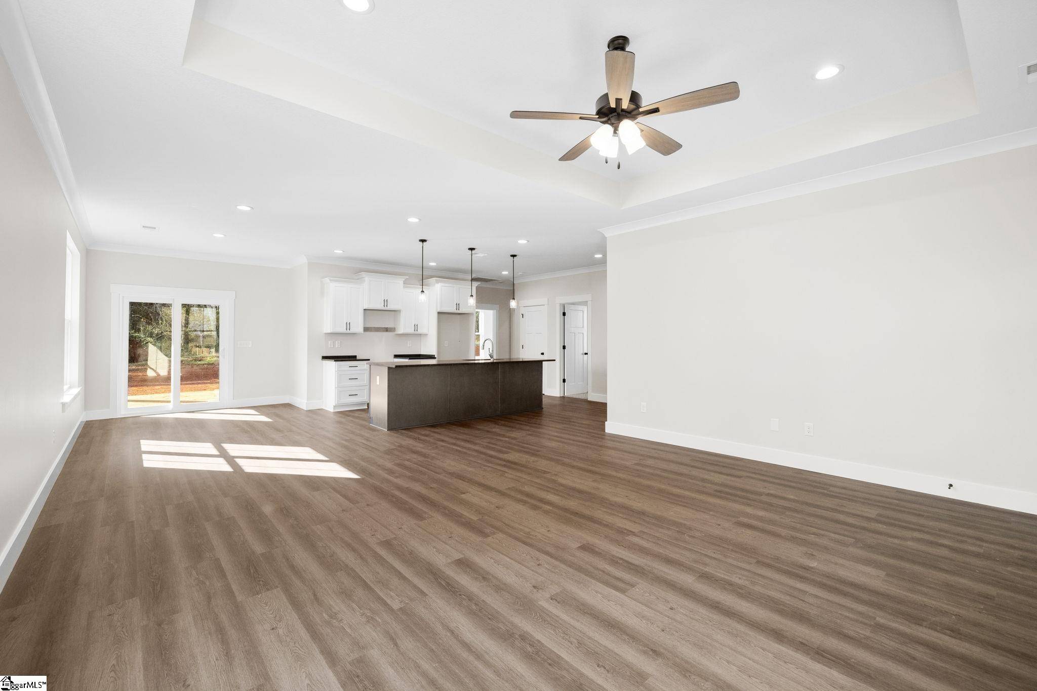 Campobello, SC 29322,351 Scenic Avenue