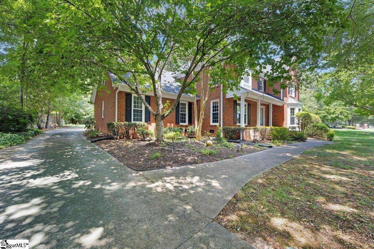 Greer, SC 29650,203 Autumn Road