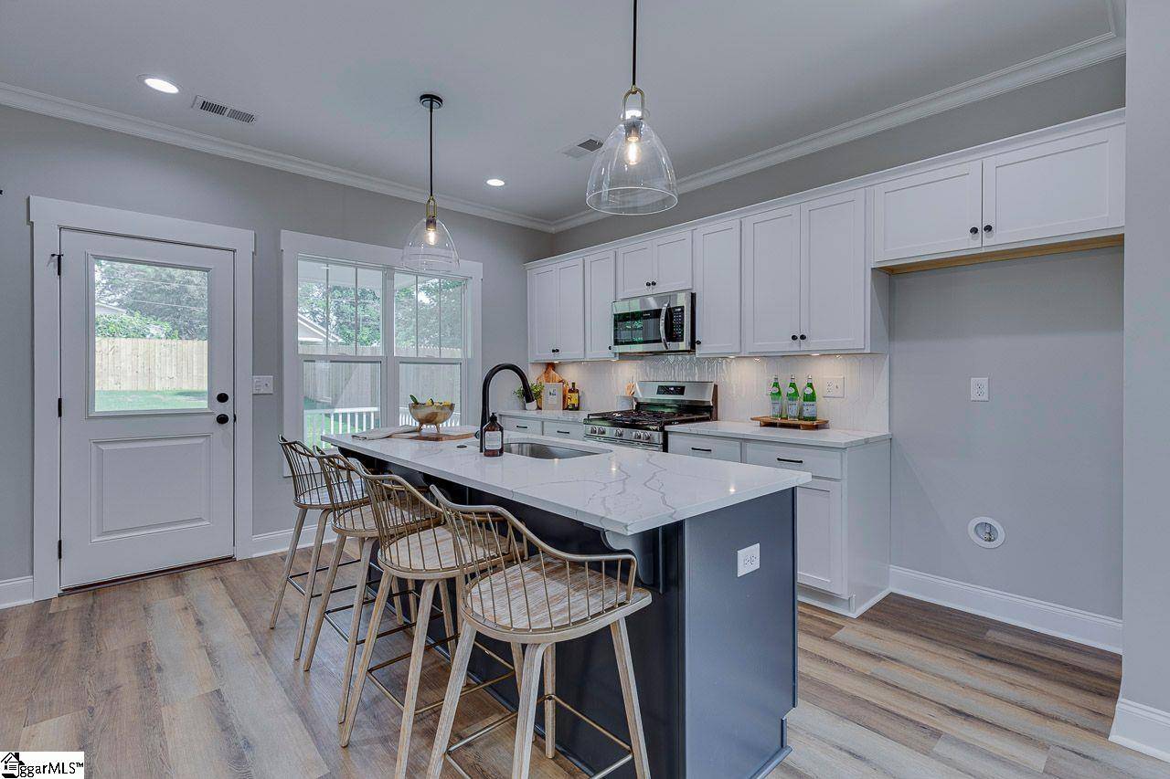 Greer, SC 29650,118 Brown Street