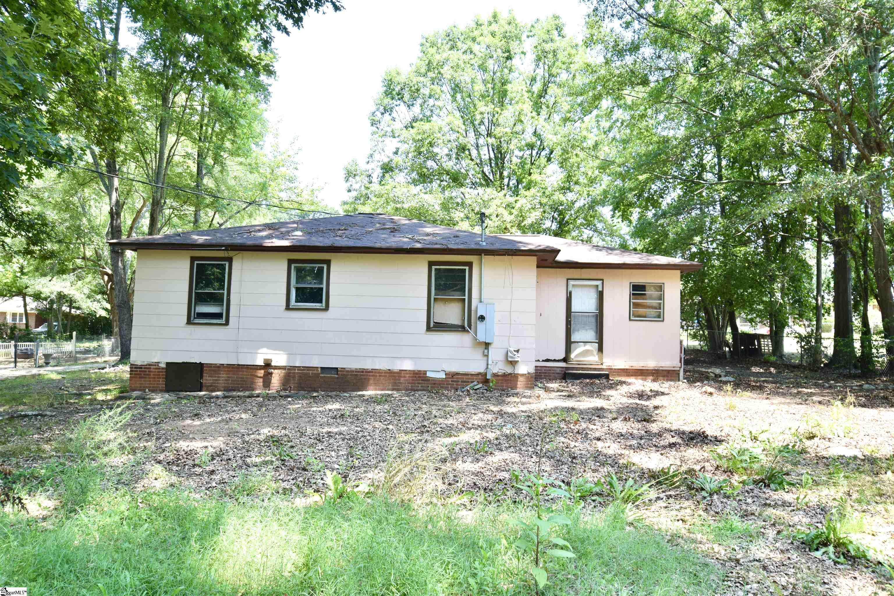 Anderson, SC 29626,3517 Shawnee Avenue
