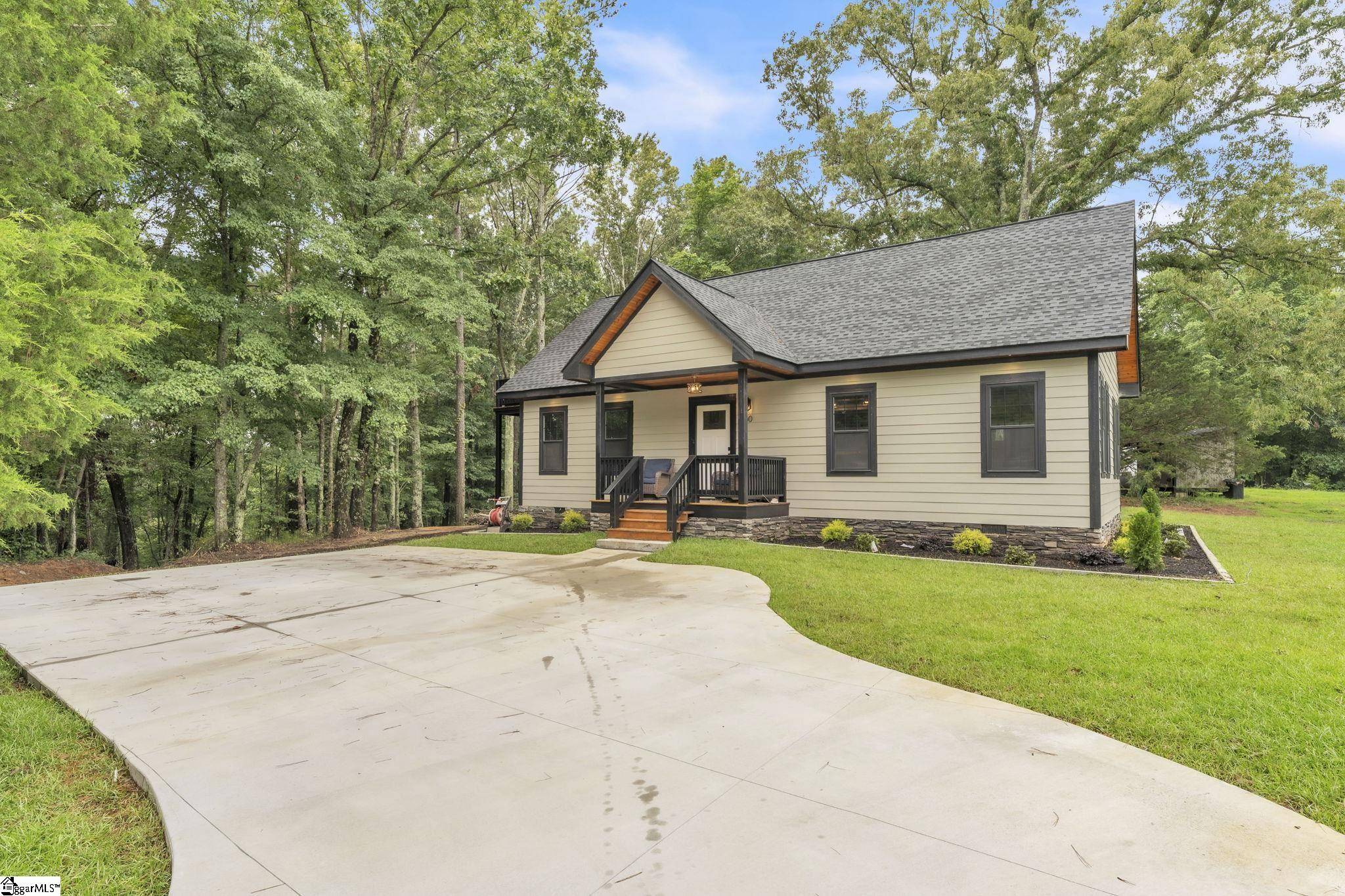 Kinards, SC 29355,160 hunnicutt Lane