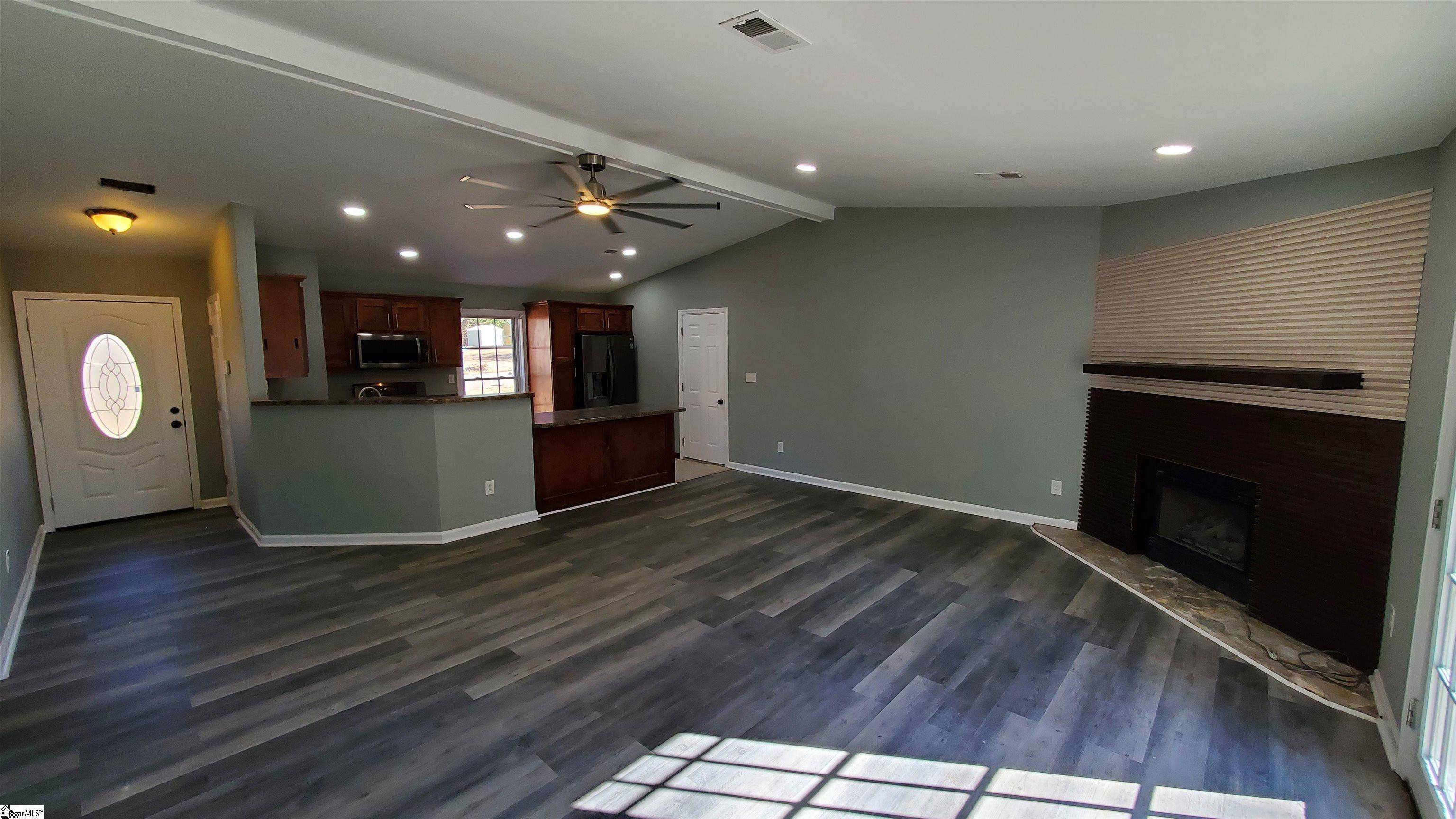 Piedmont, SC 29673,13 Charterhouse Avenue