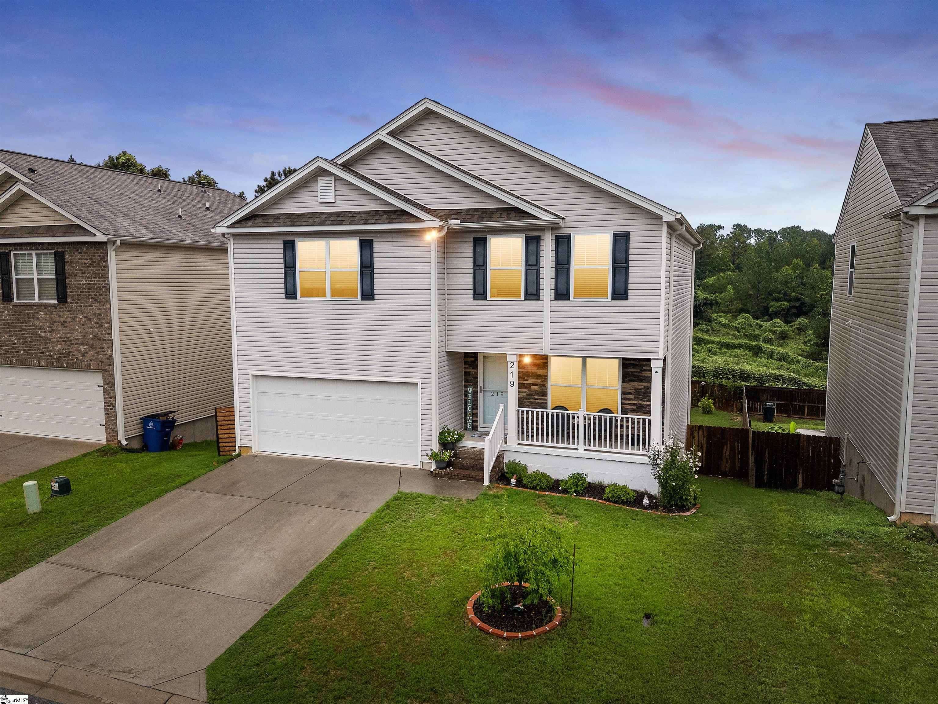Woodruff, SC 29388,219 millen Drive